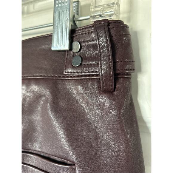 VINCE Burgundy Lamb Leather pant front seam sz 0 See measurements 29 X26 lined - Picture 11 of 16
